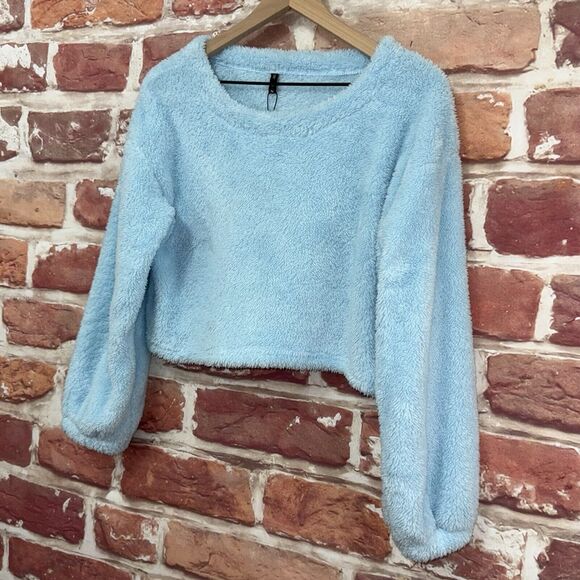 Zaful Cropped Sweater Women's Size 4 Blue Fuzzy Soft Casual Long Sleeves - Picture 3 of 10